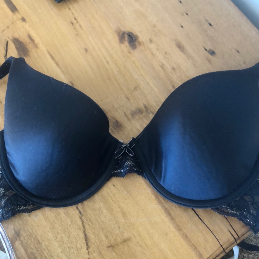 Hanes bra 34 D